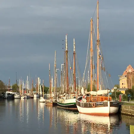 Mit Grosser Dachterrasse Im Herzen Greifswalds *