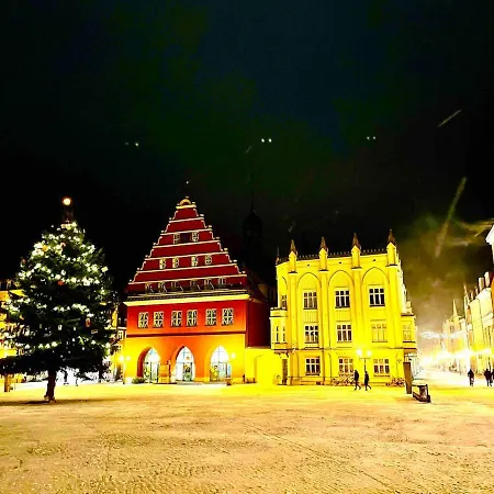 Mit Grosser Dachterrasse Im Herzen Greifswalds * Greifswald
