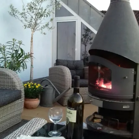 Mit Großer Dachterrasse Im Herzen Greifswalds